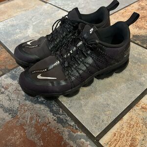 Nike vapor max size 9